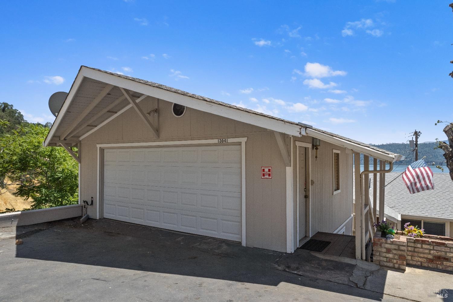 Detail Gallery Image 14 of 65 For 13041 San Joaquin Ave, Clearlake,  CA 95422 - 2 Beds | 1 Baths