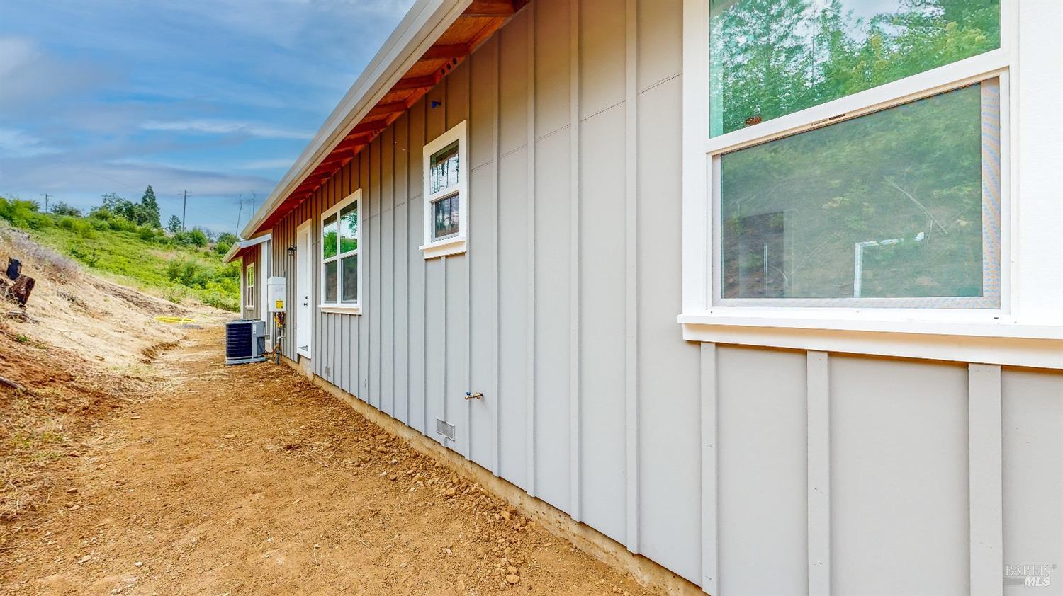 Detail Gallery Image 32 of 43 For 8570 St. Helena Rd, Santa Rosa,  CA 95404 - 3 Beds | 2 Baths