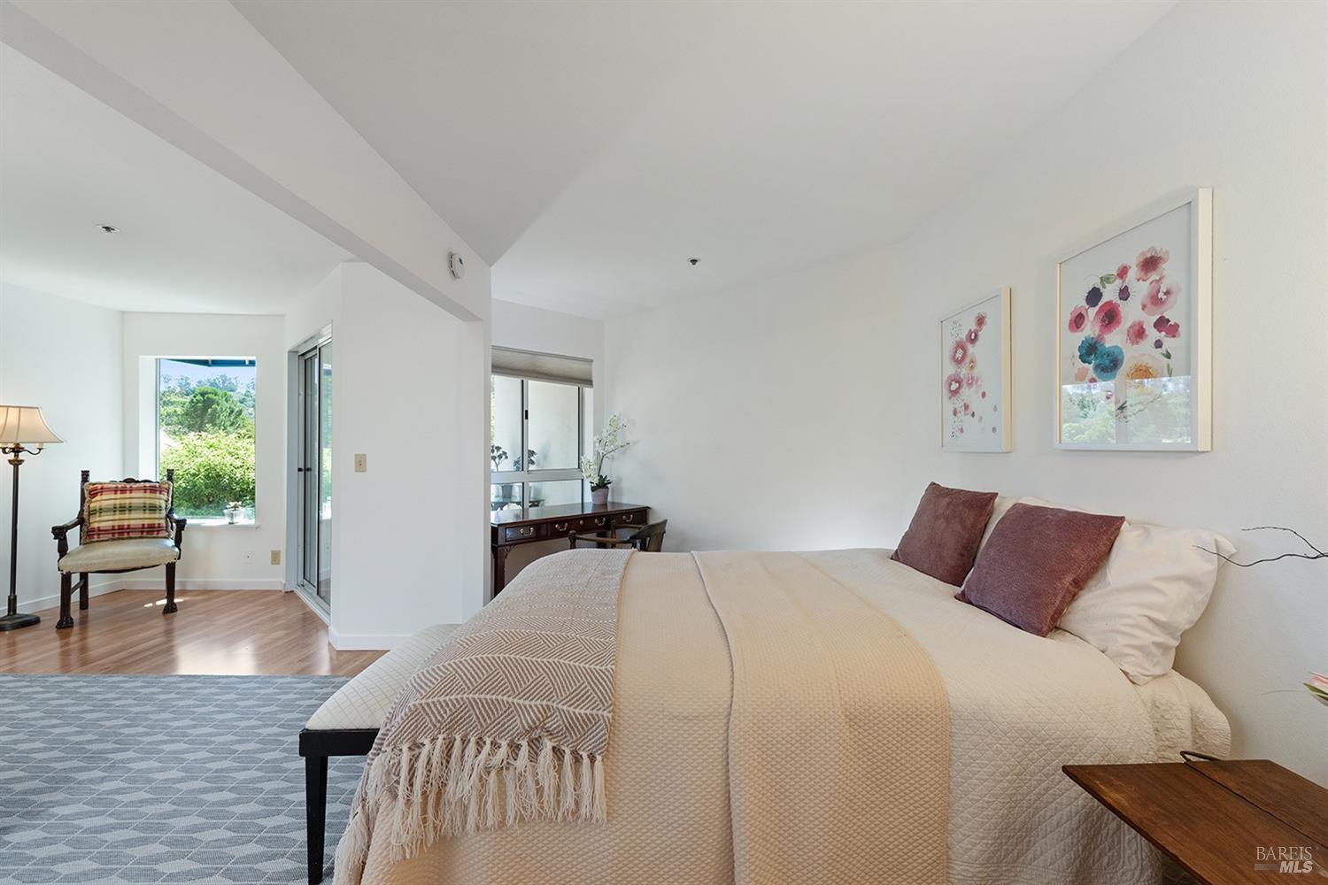 Detail Gallery Image 13 of 26 For 100 Thorndale Dr #116,  San Rafael,  CA 94903 - 1 Beds | 1 Baths