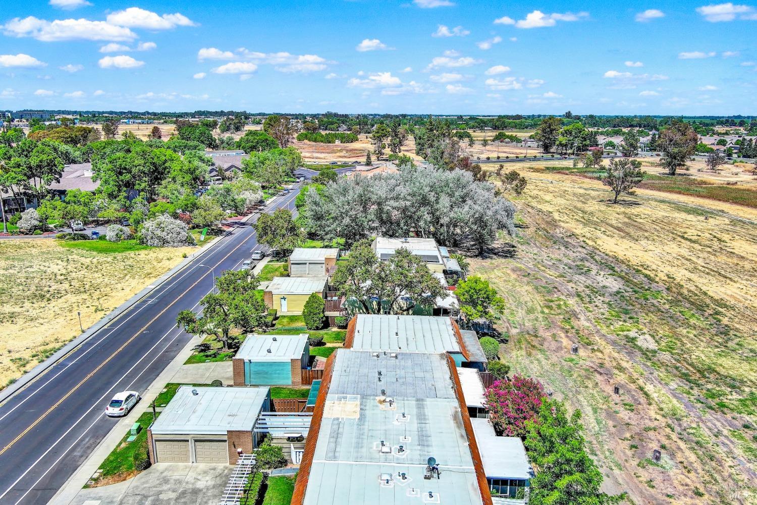 Detail Gallery Image 67 of 88 For 654 Yellowstone Dr, Vacaville,  CA 95687 - 2 Beds | 2 Baths