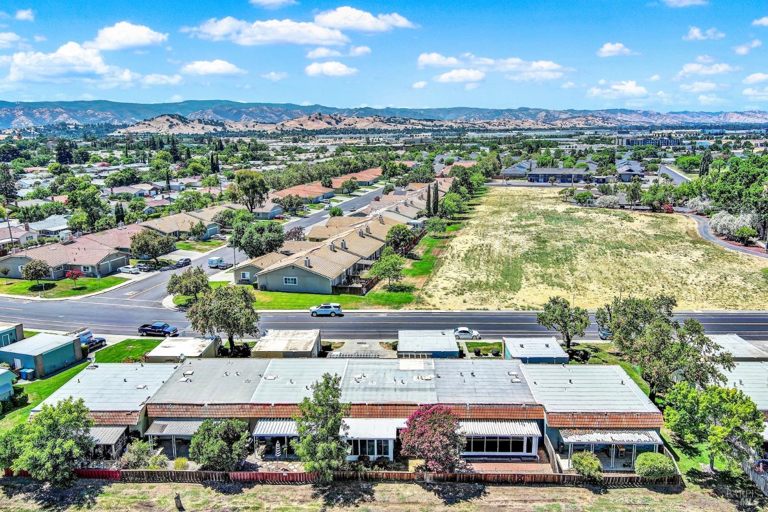 Detail Gallery Image 68 of 88 For 654 Yellowstone Dr, Vacaville,  CA 95687 - 2 Beds | 2 Baths