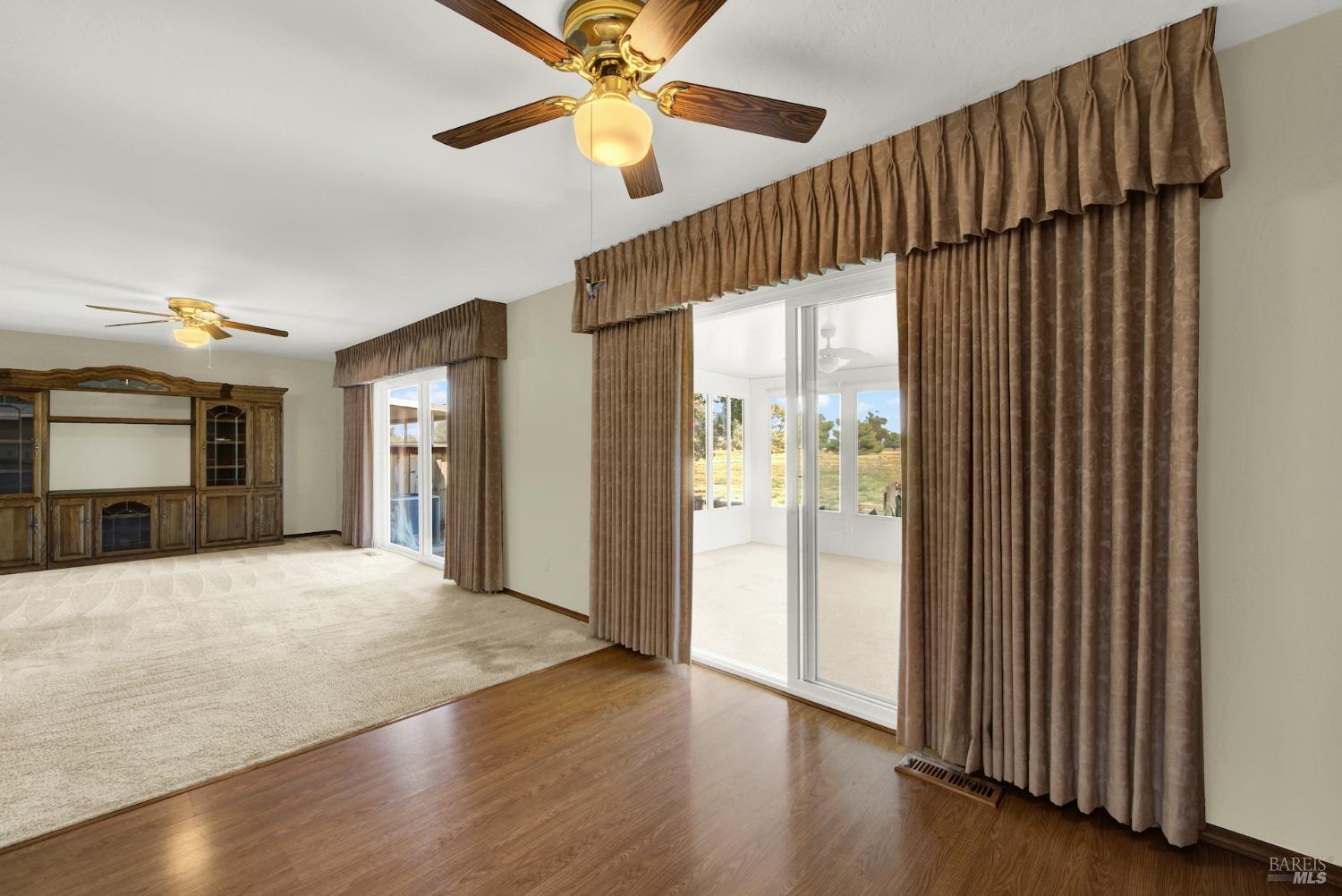 Detail Gallery Image 35 of 88 For 654 Yellowstone Dr, Vacaville,  CA 95687 - 2 Beds | 2 Baths