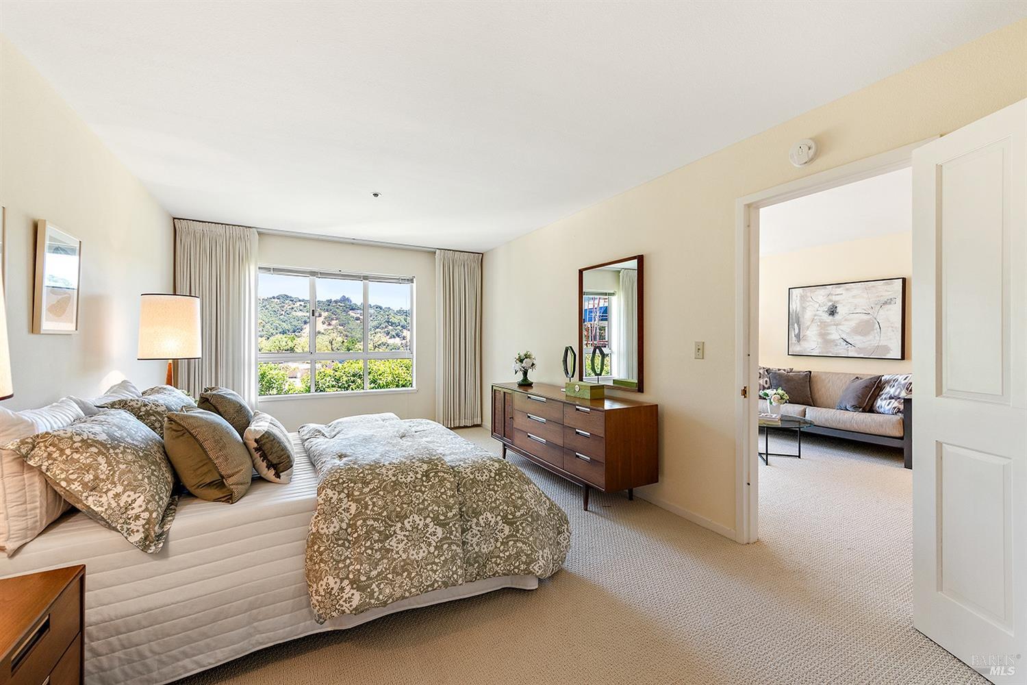 Detail Gallery Image 10 of 30 For 100 Thorndale Dr #124,  San Rafael,  CA 94903 - 1 Beds | 1 Baths