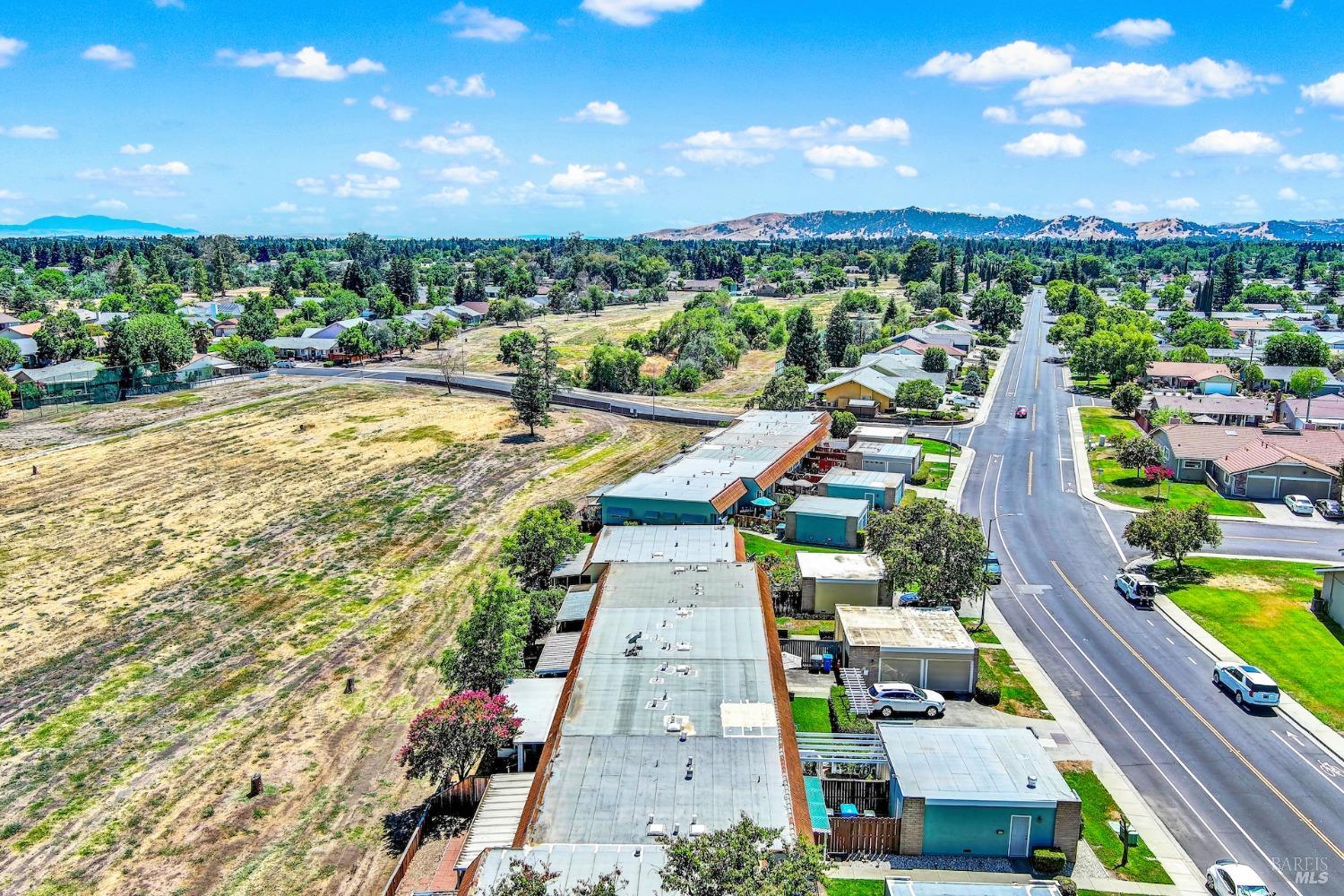 Detail Gallery Image 66 of 88 For 654 Yellowstone Dr, Vacaville,  CA 95687 - 2 Beds | 2 Baths