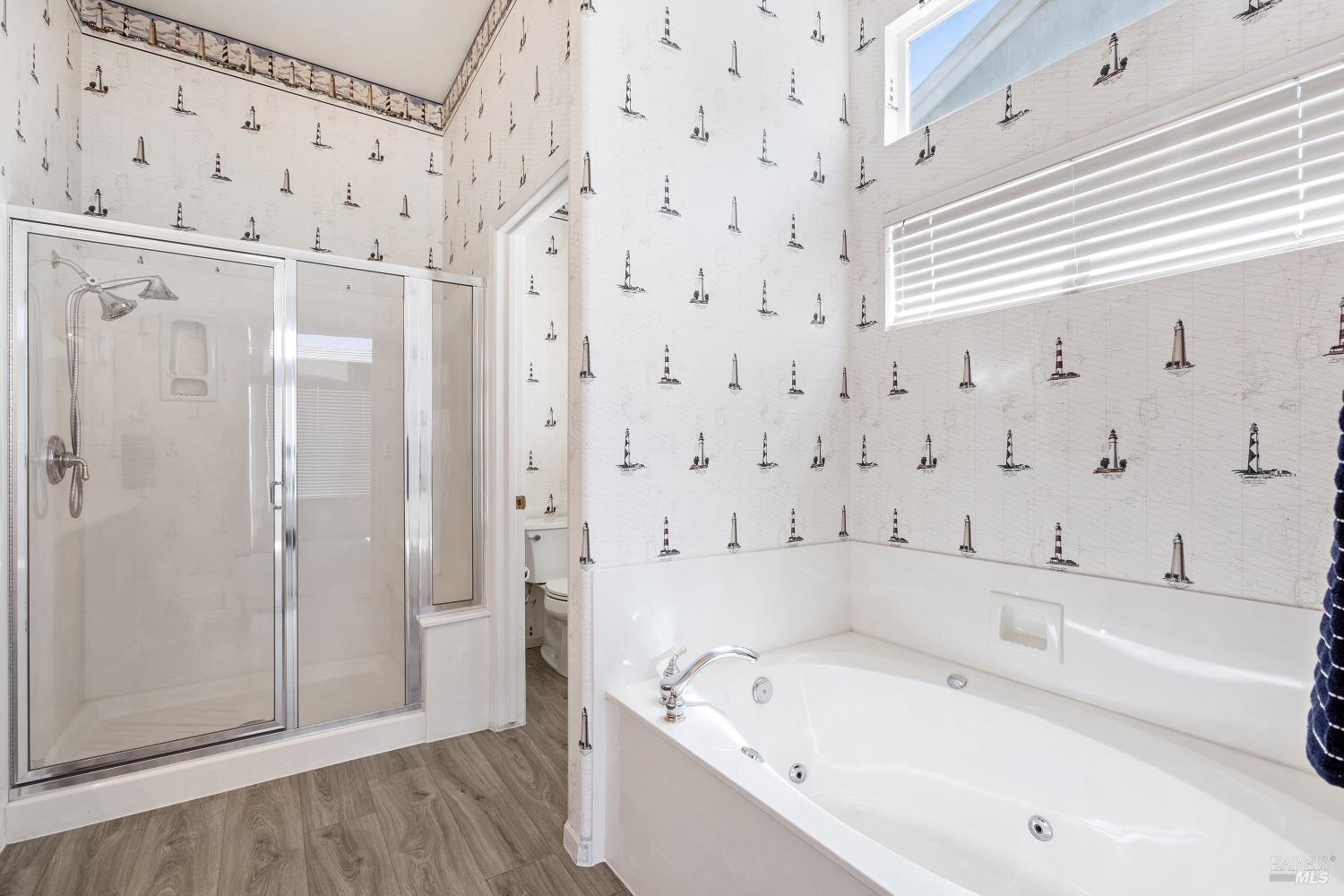 Detail Gallery Image 33 of 38 For 901 Inverness Dr, Rio Vista,  CA 94571 - 2 Beds | 2 Baths