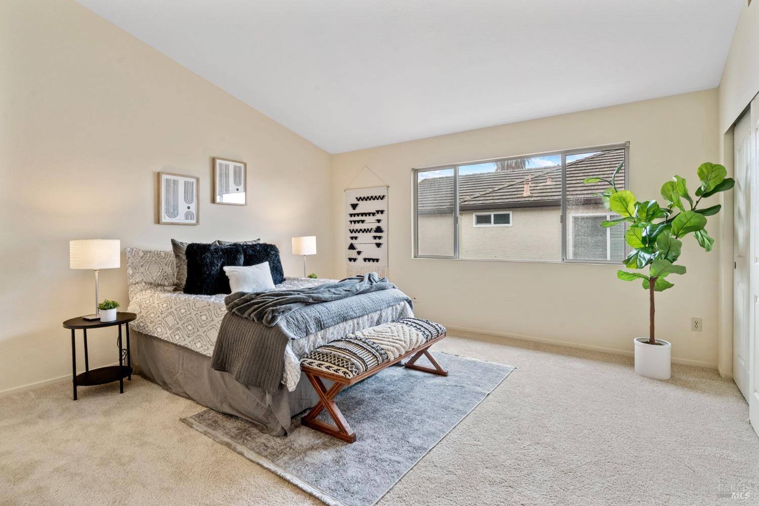 Sandhurst Drive, Vallejo, California image 34
