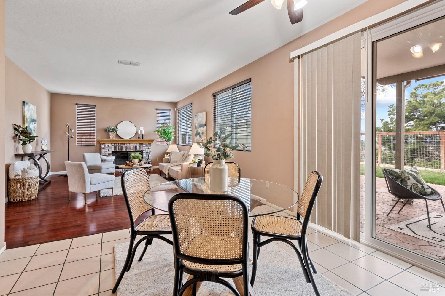 Sandhurst Drive, Vallejo, California image 18