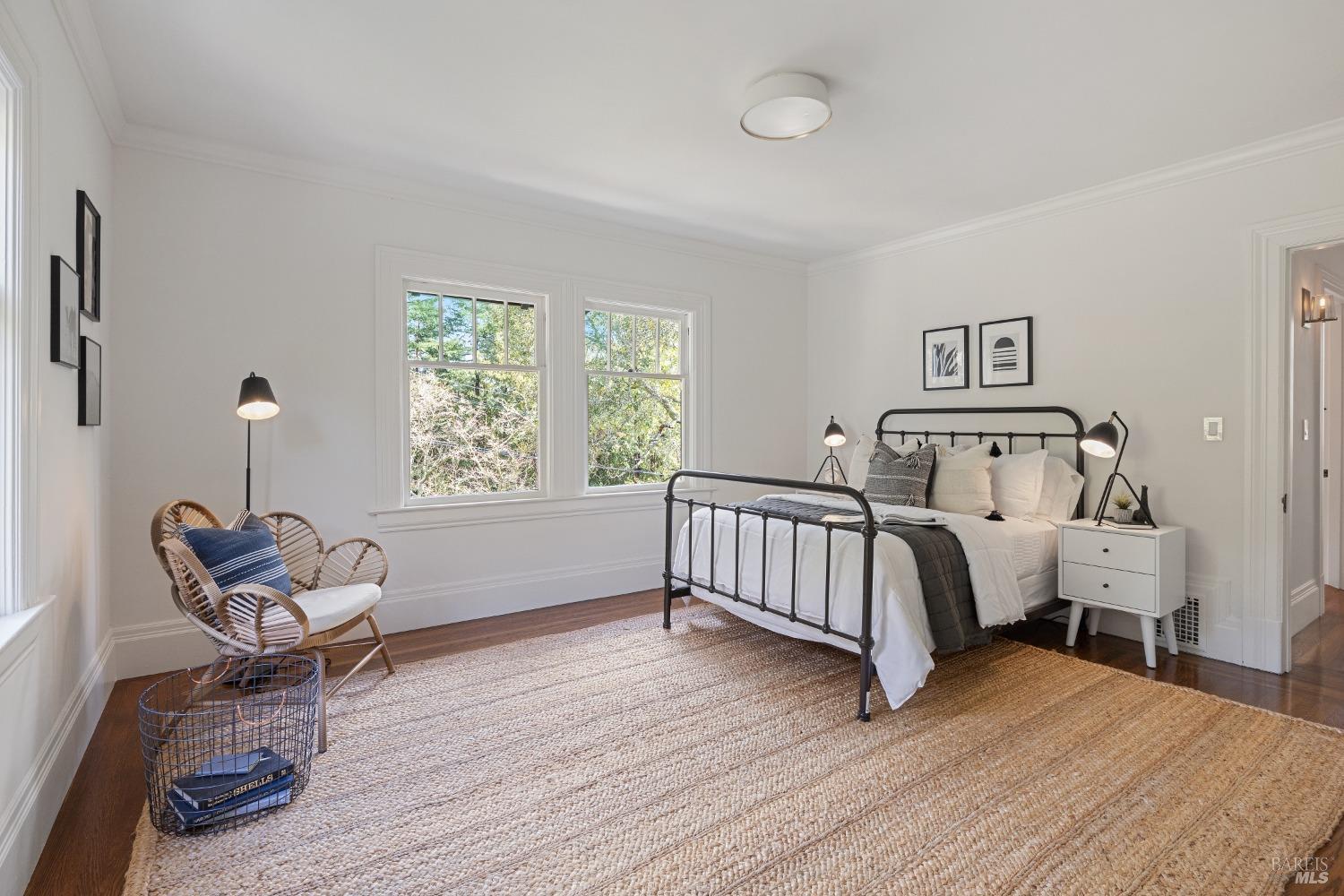 Detail Gallery Image 40 of 91 For 175 Hillside Ave, Mill Valley,  CA 94941 - 4 Beds | 2/2 Baths