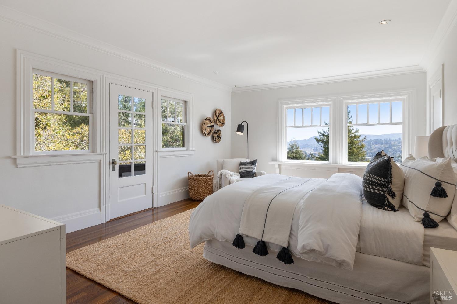 Detail Gallery Image 45 of 91 For 175 Hillside Ave, Mill Valley,  CA 94941 - 4 Beds | 2/2 Baths