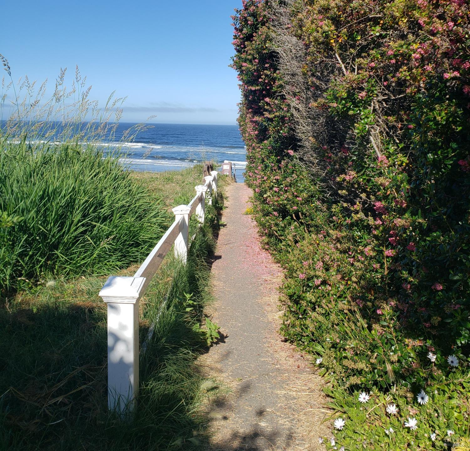 Ocean Meadows Circle, Fort Bragg, California image 32