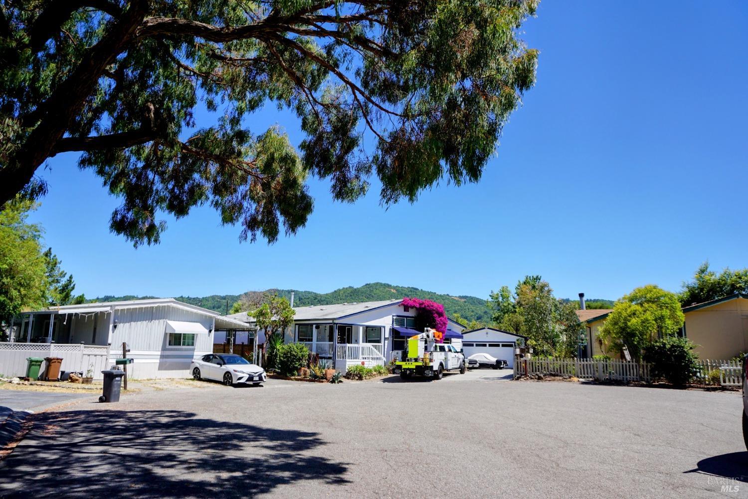 Detail Gallery Image 42 of 55 For 275 Carlsbad Ct, San Rafael,  CA 94903 - 4 Beds | 2 Baths