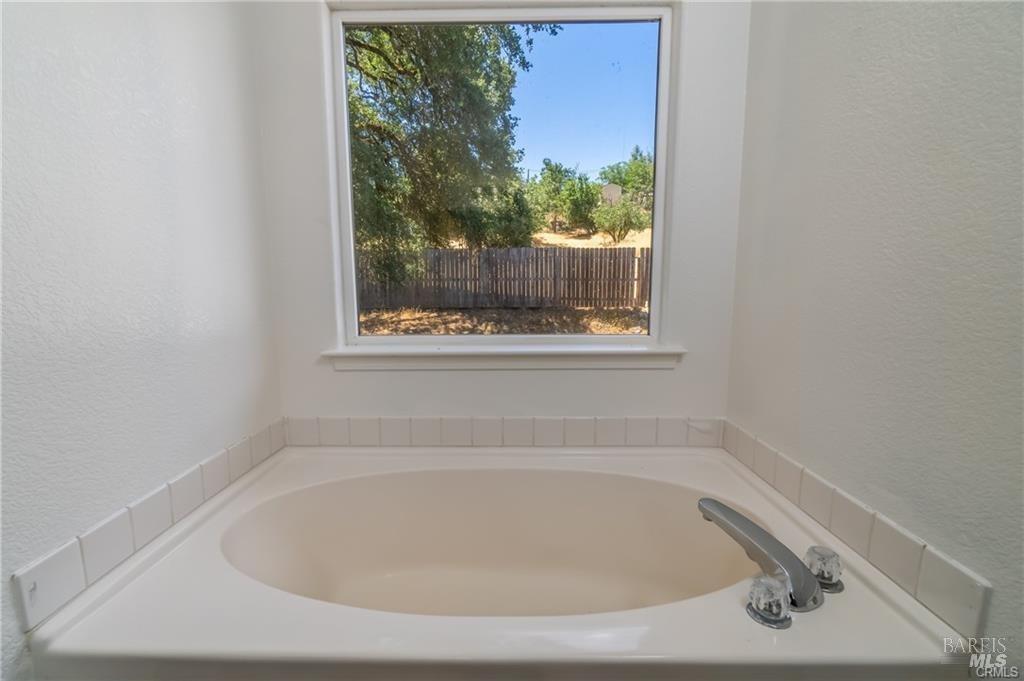 Detail Gallery Image 20 of 46 For 1055 Penelope Ct, Lakeport,  CA 95453 - 3 Beds | 2 Baths