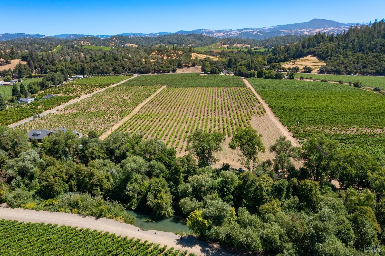 Detail Gallery Image 50 of 56 For 7011 Dry Creek Rd, Healdsburg,  CA 95448 - 7 Beds | 5 Baths