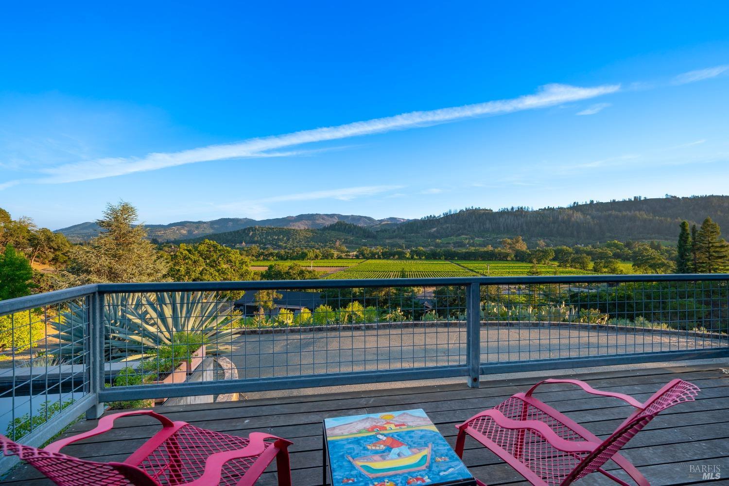 Detail Gallery Image 37 of 42 For 2930 Silverado Trl, Saint Helena,  CA 94574 - 4 Beds | 3/2 Baths