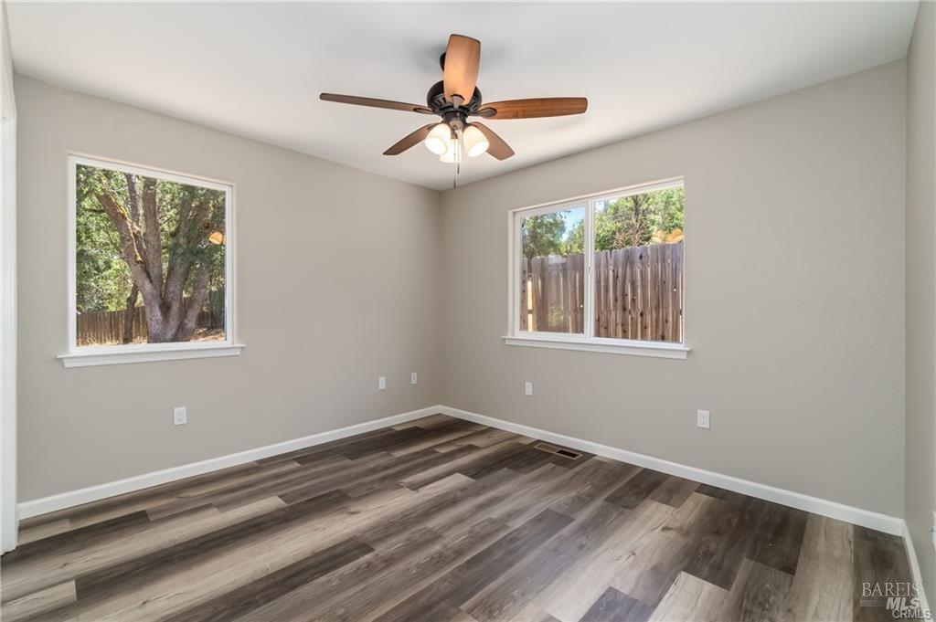 Detail Gallery Image 24 of 46 For 1055 Penelope Ct, Lakeport,  CA 95453 - 3 Beds | 2 Baths