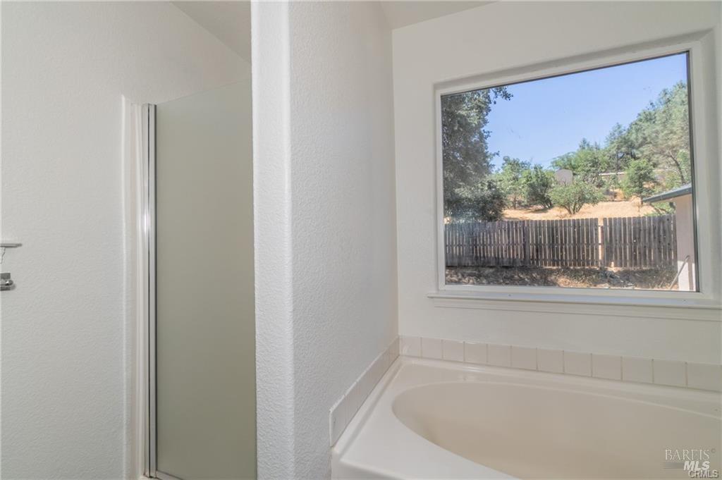 Detail Gallery Image 21 of 46 For 1055 Penelope Ct, Lakeport,  CA 95453 - 3 Beds | 2 Baths