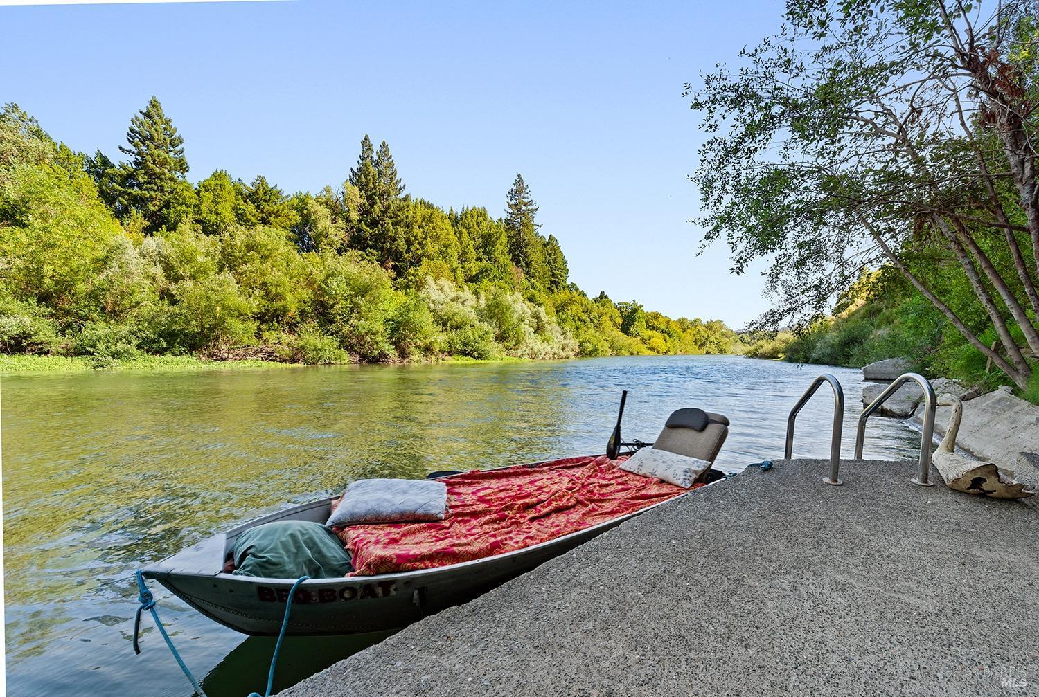 Detail Gallery Image 37 of 44 For 14655 River Rd, Guerneville,  CA 95446 - 2 Beds | 2 Baths