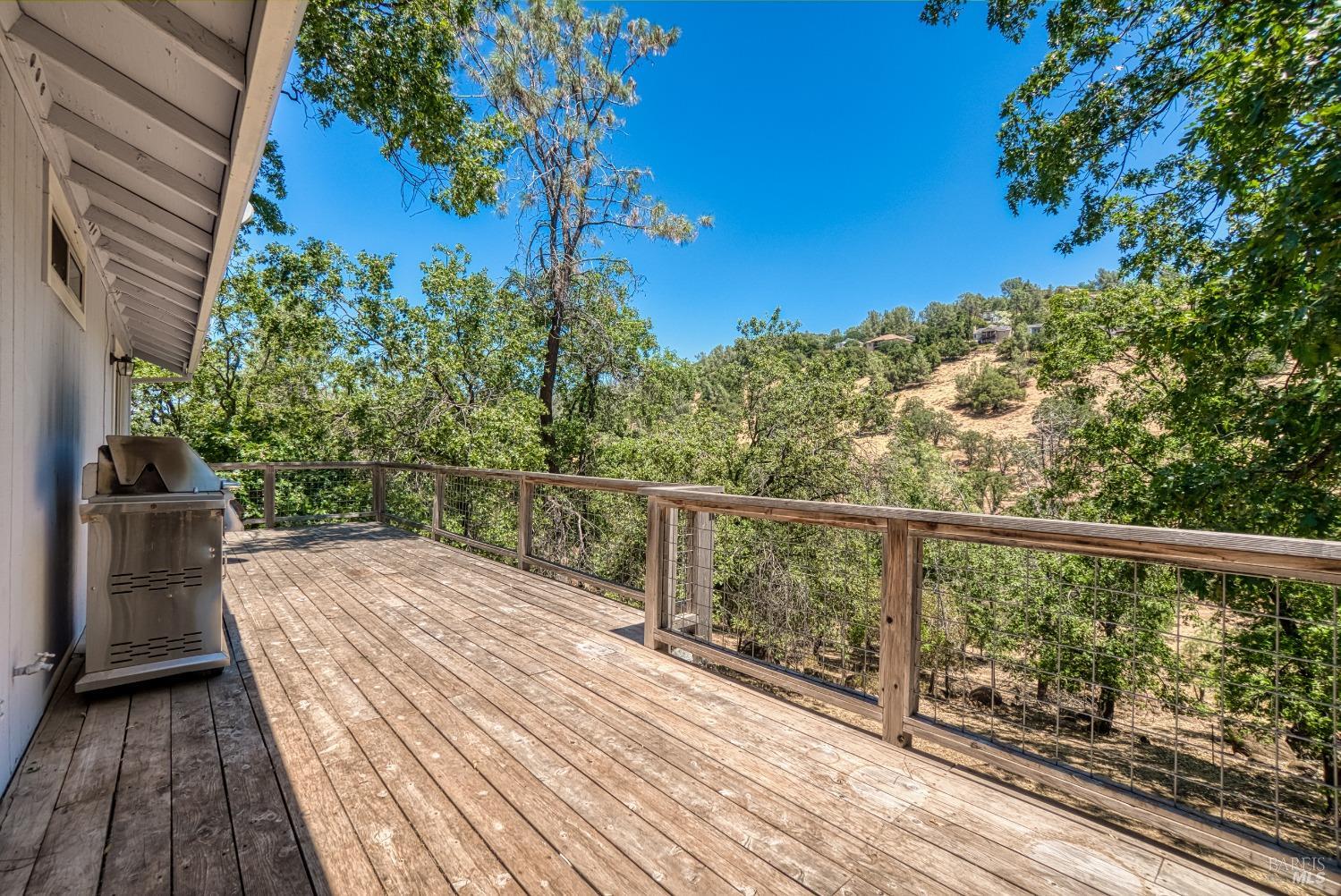 Detail Gallery Image 20 of 33 For 17643 Deer Hill Rd, Hidden Valley Lake,  CA 95467 - 2 Beds | 2 Baths