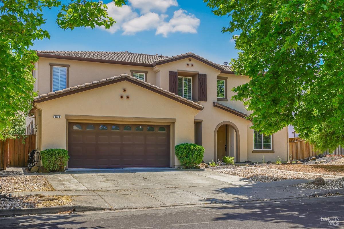 Detail Gallery Image 1 of 1 For 2333 Sanctuary Dr, Fairfield,  CA 94534 - 6 Beds | 4/1 Baths