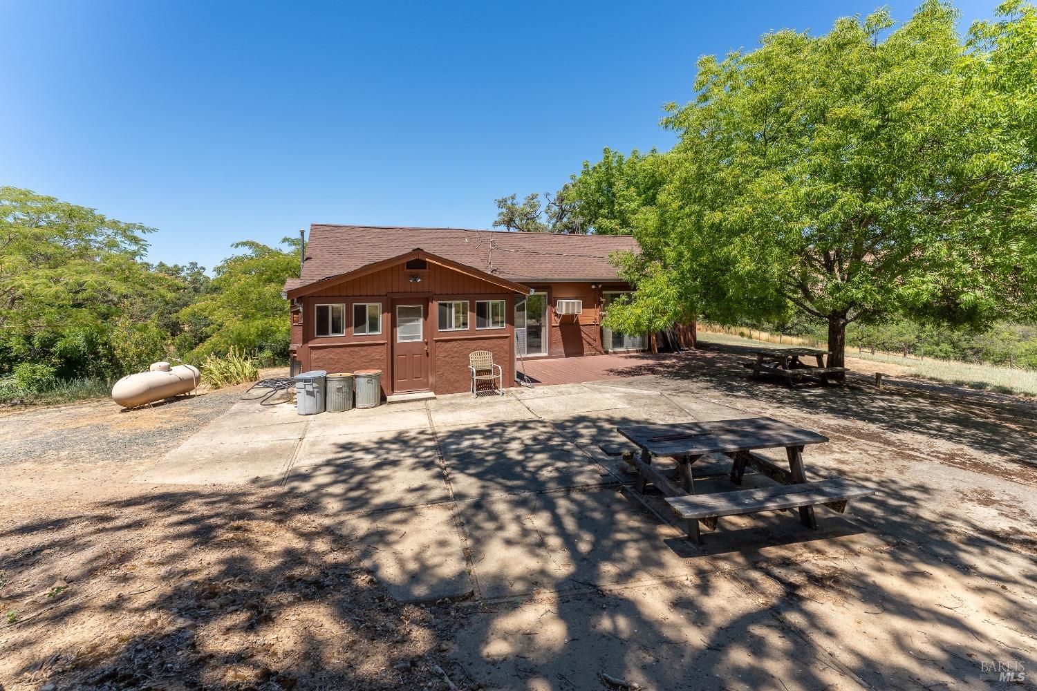 Detail Gallery Image 35 of 39 For 5533 Highway 20 Hwy, Ukiah,  CA 95482 - 4 Beds | 2 Baths