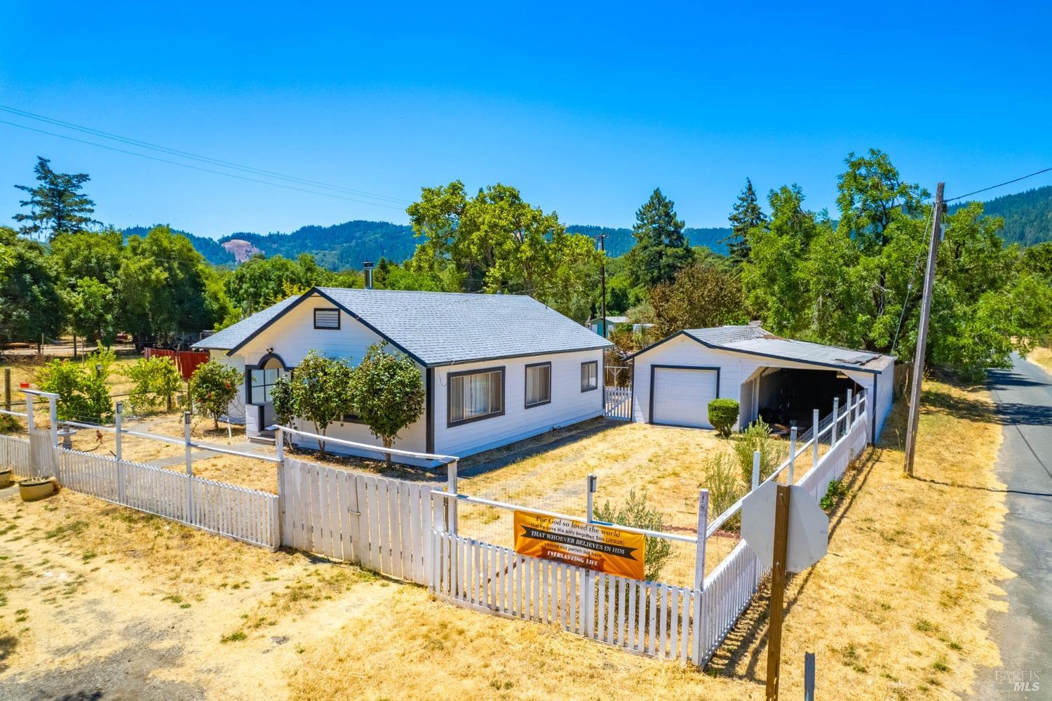 Detail Gallery Image 1 of 1 For 15000 Highway 128 Unkn, Boonville,  CA 95415 - 2 Beds | 1 Baths