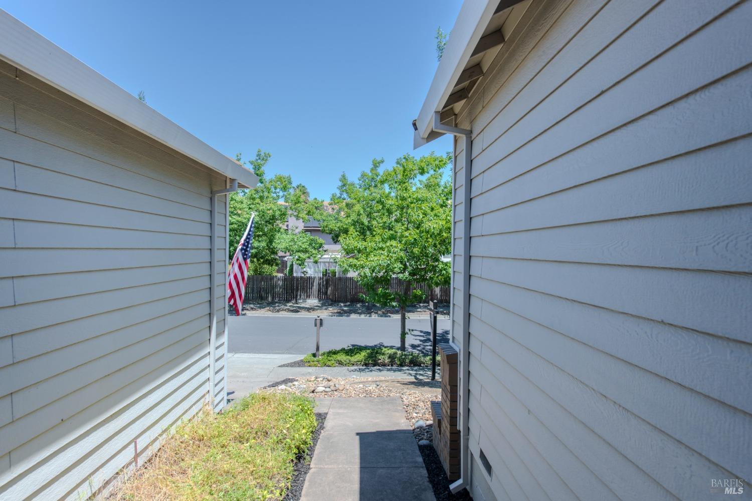 Detail Gallery Image 62 of 64 For 2205 Hillridge Dr, Fairfield,  CA 94534 - 4 Beds | 2 Baths