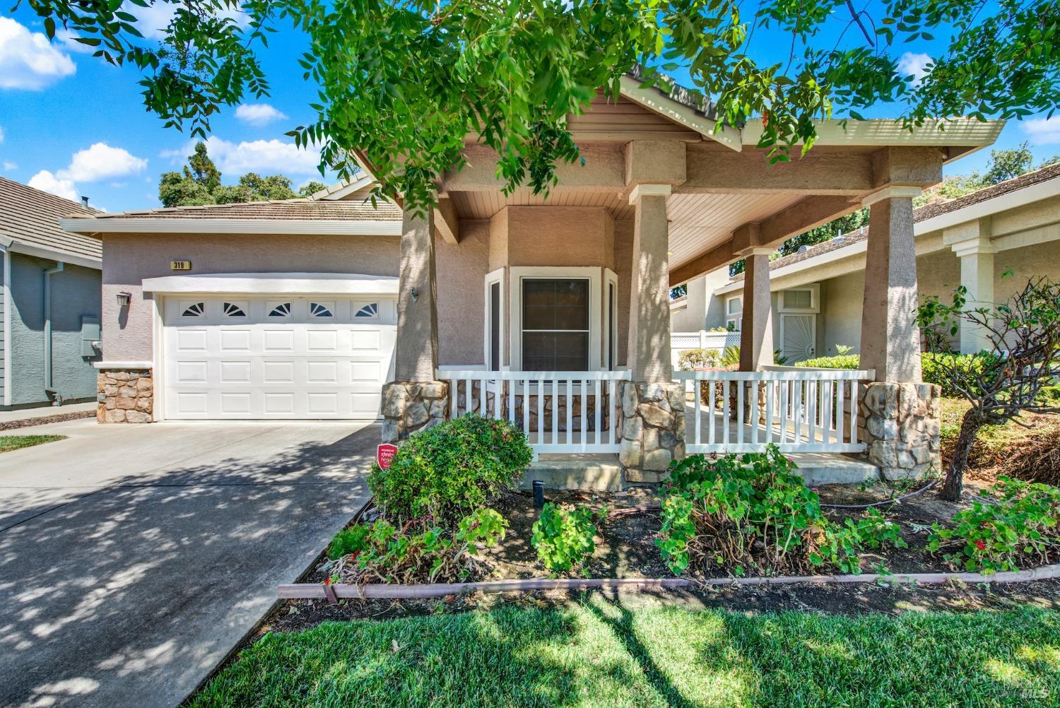 Detail Gallery Image 1 of 1 For 319 Boardwalk Ct, Vacaville,  CA 95687 - 3 Beds | 2 Baths