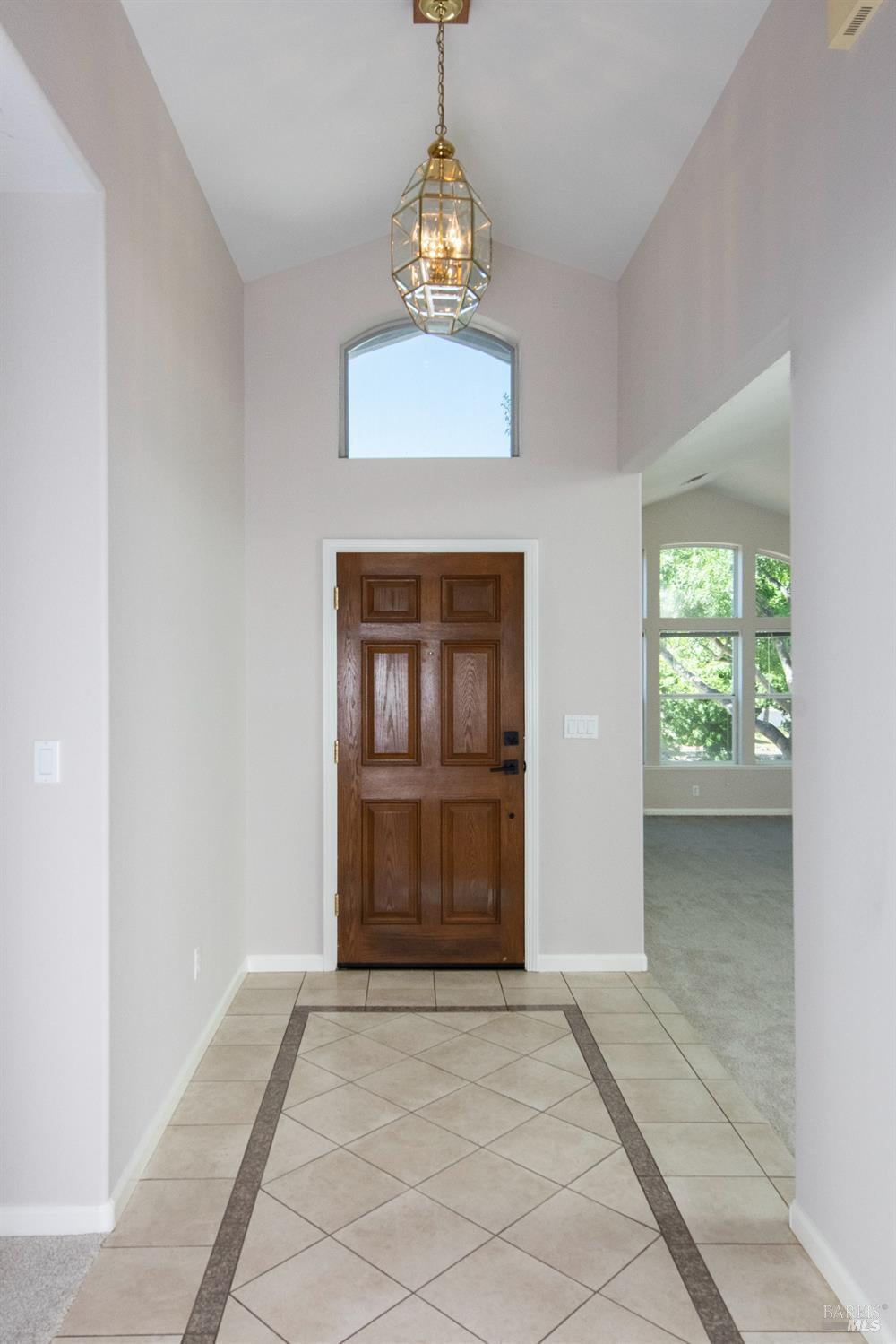 Detail Gallery Image 10 of 64 For 2205 Hillridge Dr, Fairfield,  CA 94534 - 4 Beds | 2 Baths