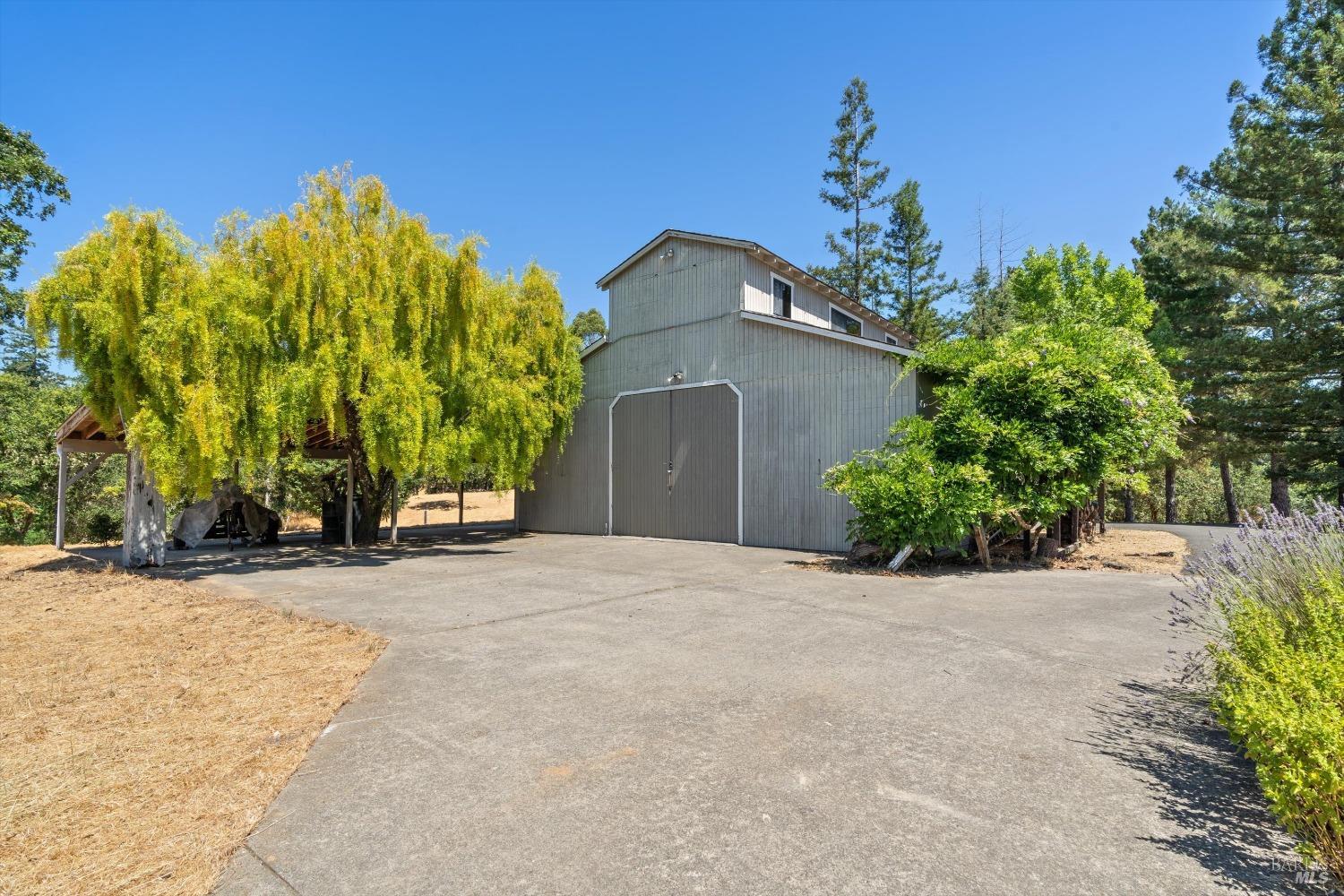 Detail Gallery Image 22 of 33 For 3645 Bones Rd, Sebastopol,  CA 95472 - 4 Beds | 2 Baths