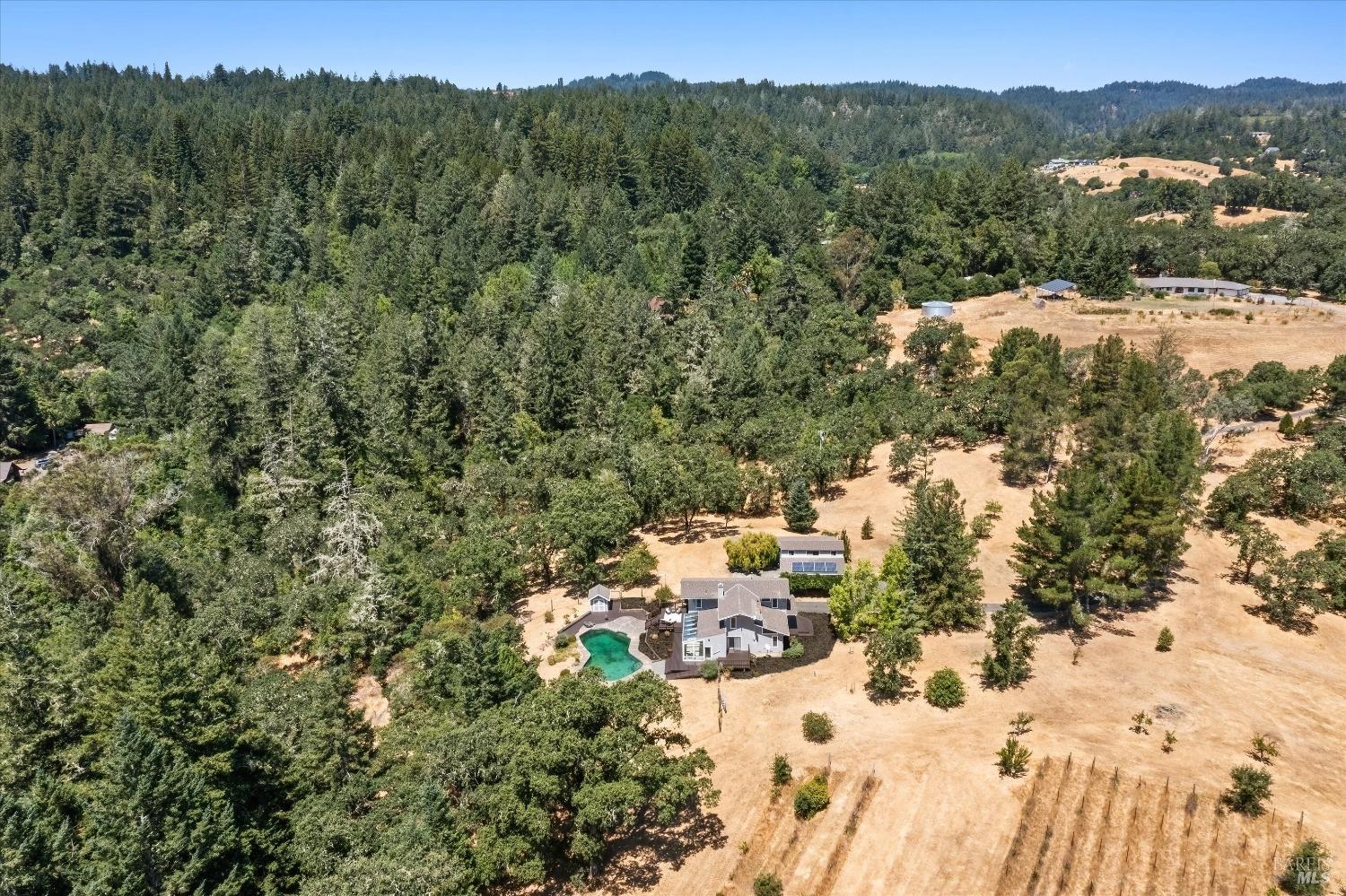 Detail Gallery Image 28 of 33 For 3645 Bones Rd, Sebastopol,  CA 95472 - 4 Beds | 2 Baths