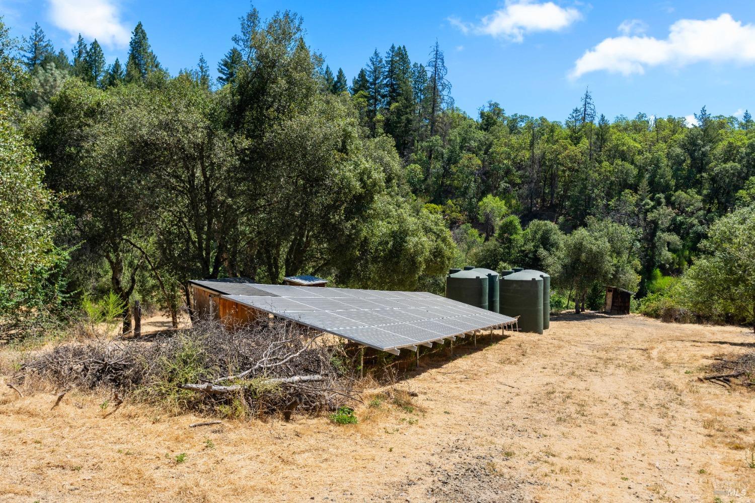 Detail Gallery Image 35 of 41 For 14605 Tomki Rd, Redwood Valley,  CA 95470 - 3 Beds | 2 Baths