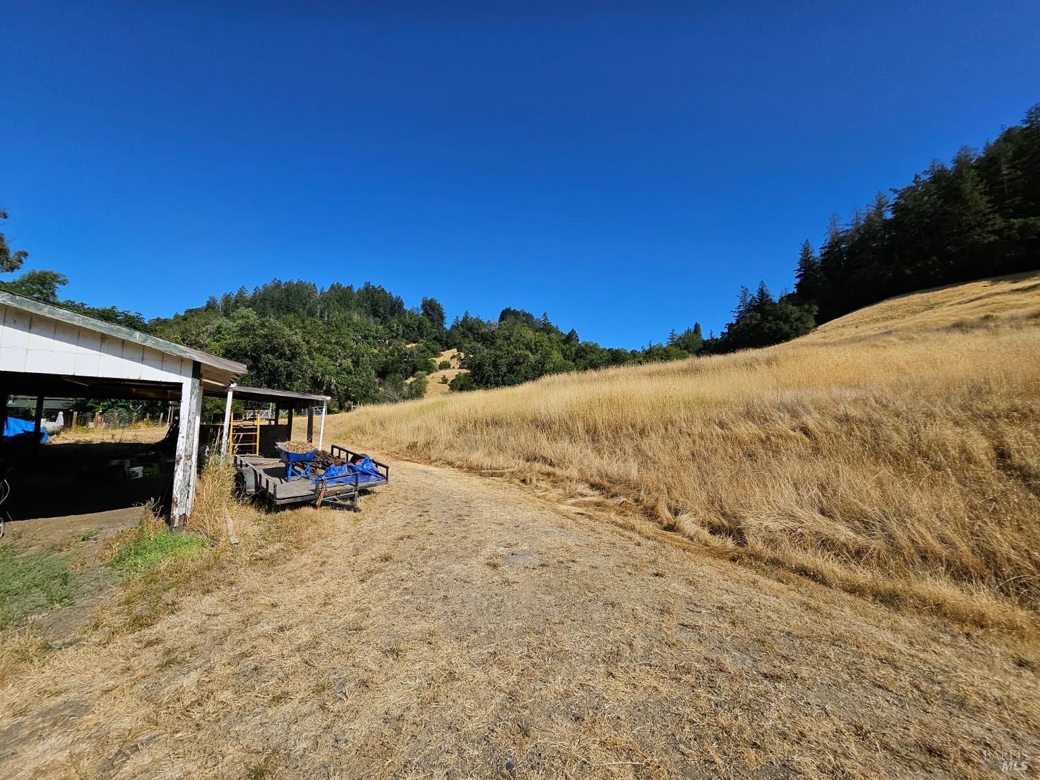 Detail Gallery Image 14 of 42 For 2331 Brack Rd, Healdsburg,  CA 95448 - 3 Beds | 1 Baths