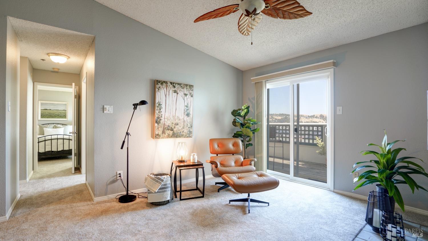 Detail Gallery Image 2 of 26 For 1201 Glen Cove Pkwy #915,  Vallejo,  CA 94591 - 2 Beds | 1 Baths