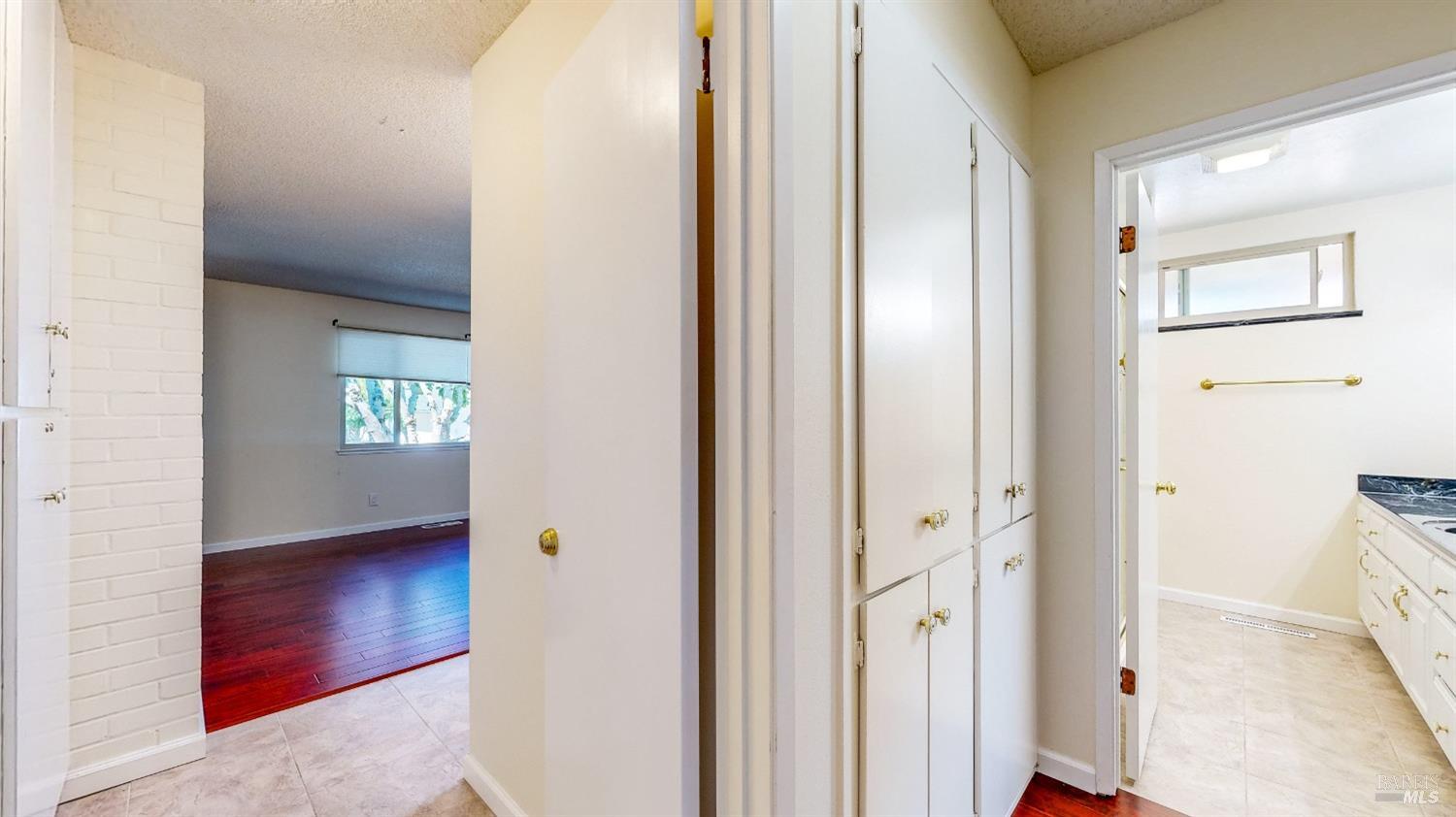 Detail Gallery Image 25 of 62 For 6522 Stone Bridge Rd, Santa Rosa,  CA 95409 - 3 Beds | 2 Baths