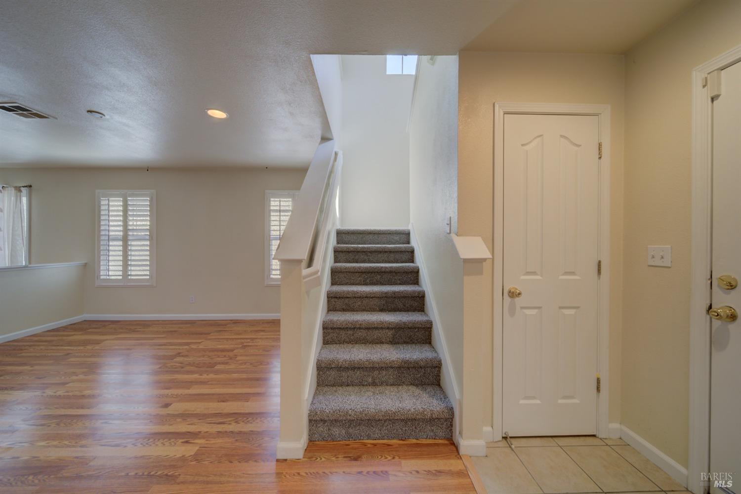 Detail Gallery Image 14 of 53 For 3180 Puffin Cir, Fairfield,  CA 94533 - 4 Beds | 2/1 Baths