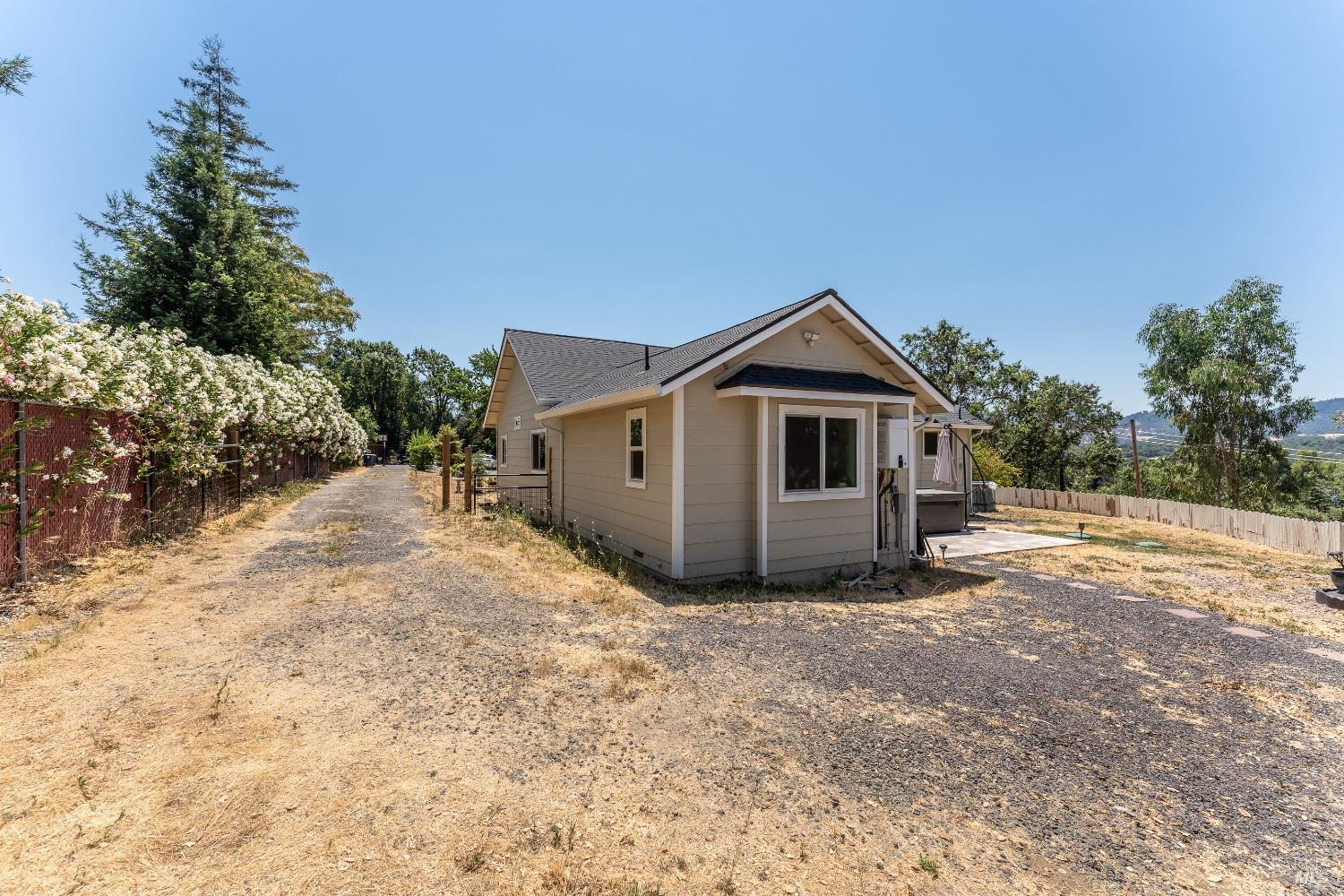 Detail Gallery Image 38 of 45 For 340 Milani Dr, Ukiah,  CA 95482 - 3 Beds | 3 Baths