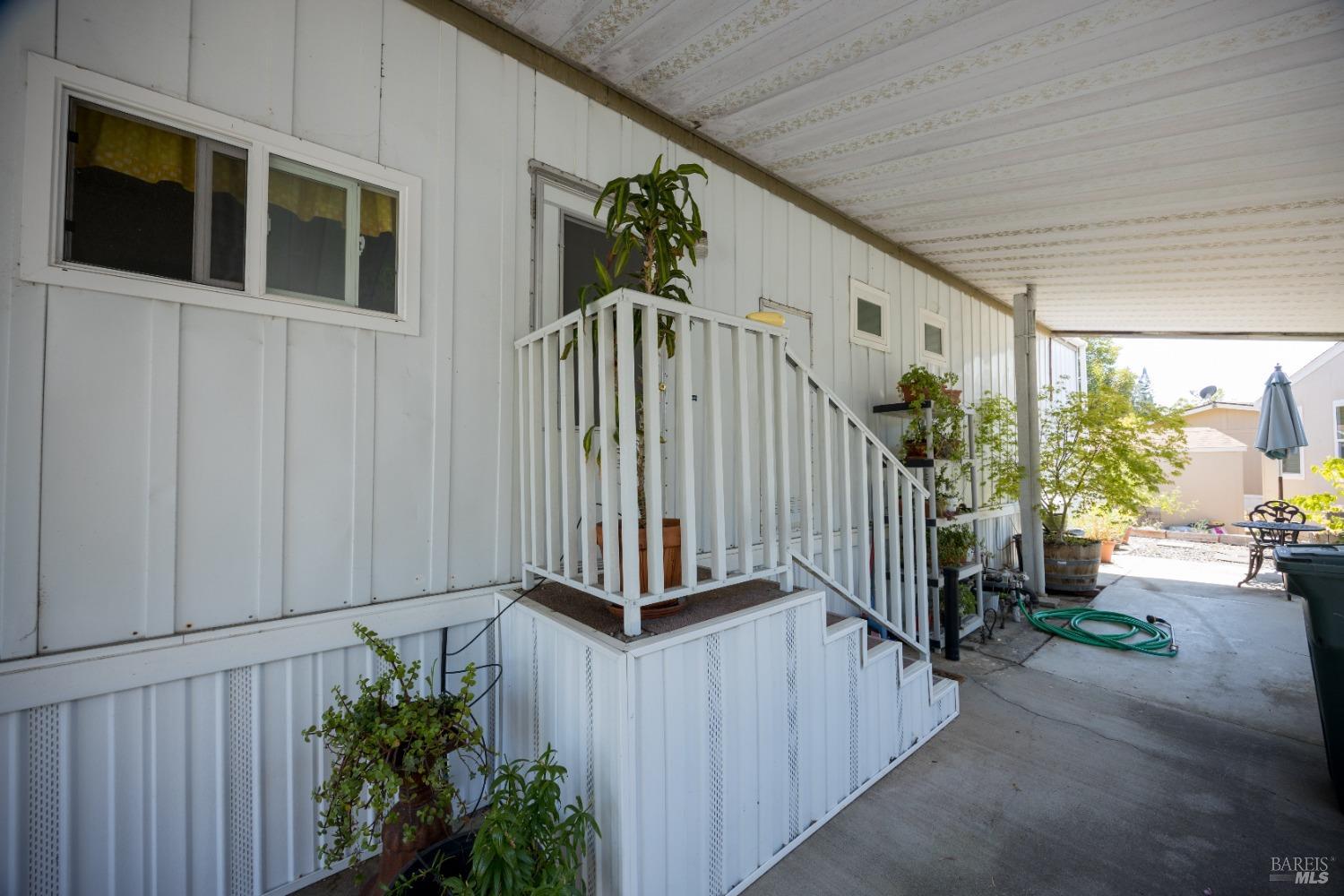 Detail Gallery Image 3 of 18 For 177 Redwing Dr, Santa Rosa,  CA 95409 - 2 Beds | 2 Baths