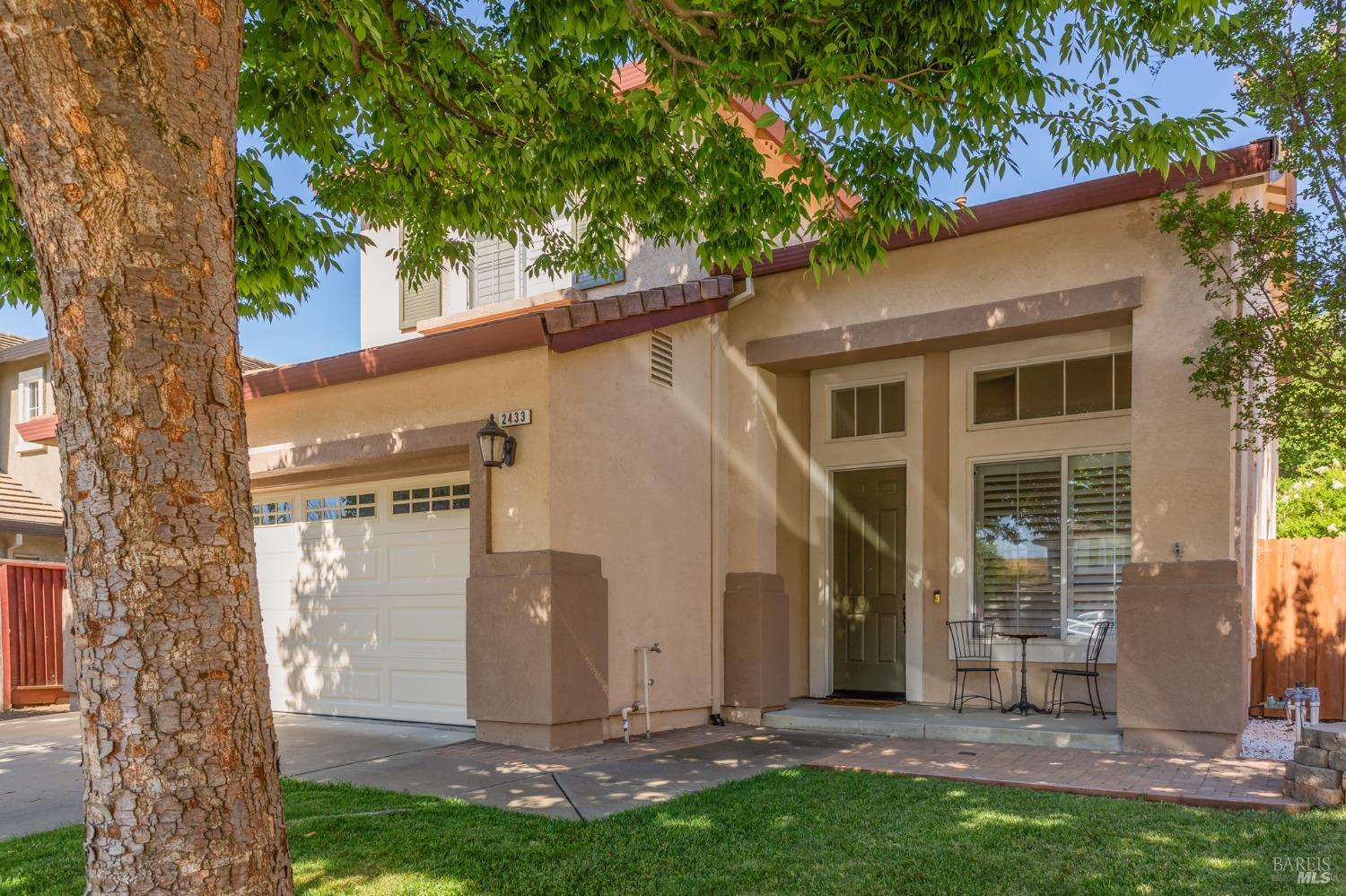 Detail Gallery Image 4 of 37 For 2433 Wolf Glen Pl, Fairfield,  CA 94534 - 4 Beds | 3 Baths