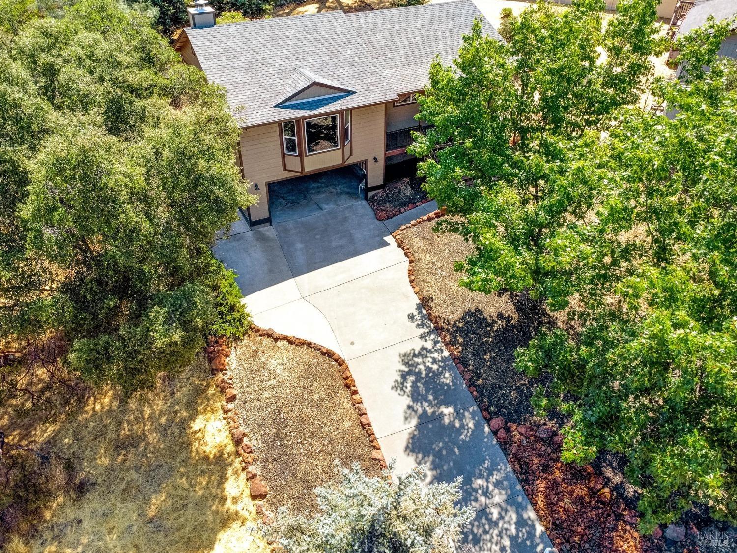 Detail Gallery Image 37 of 41 For 15776 Little Peak Rd, Hidden Valley Lake,  CA 95467 - 3 Beds | 2 Baths