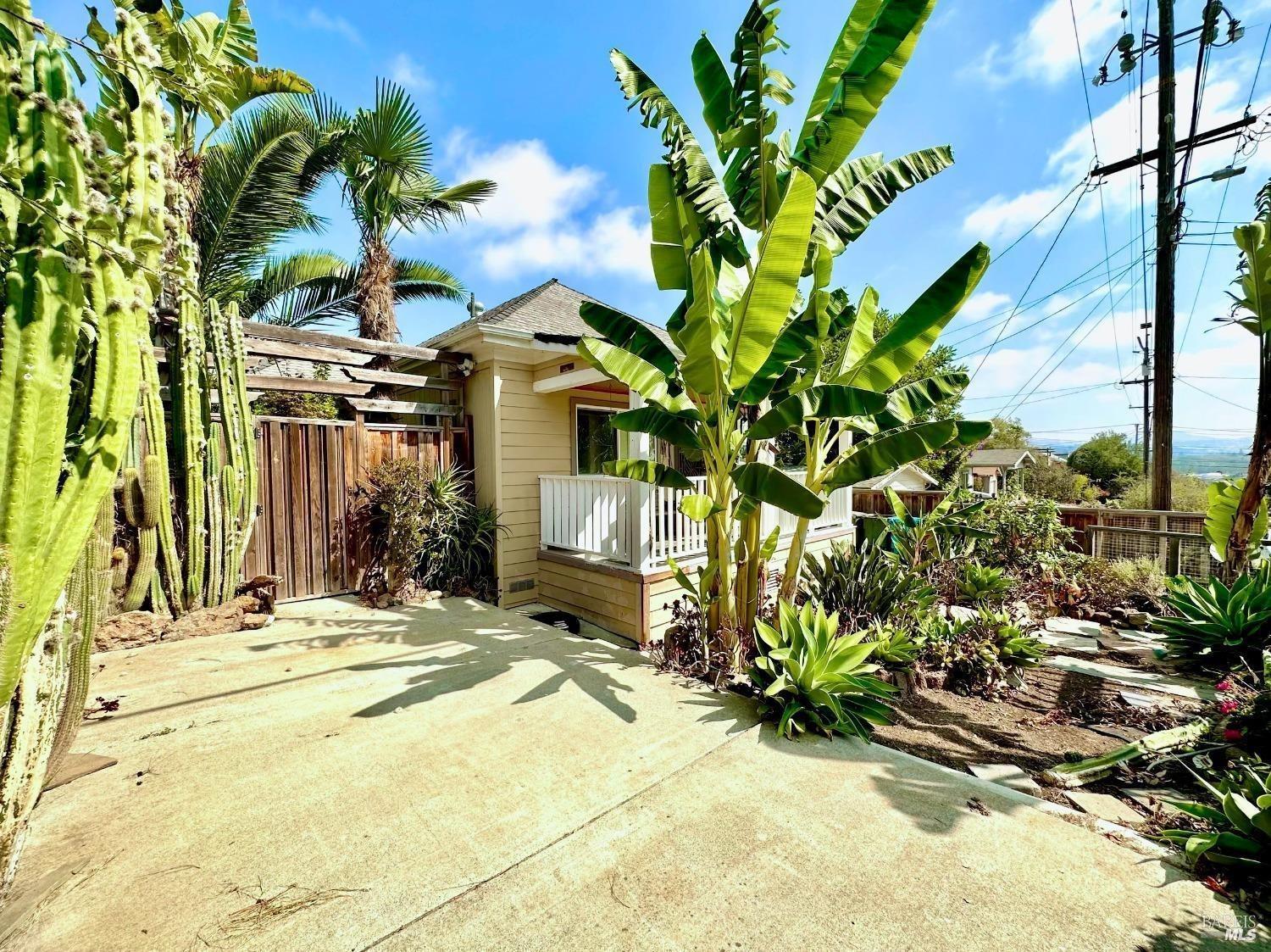 Hichborn Street, Vallejo, California image 2
