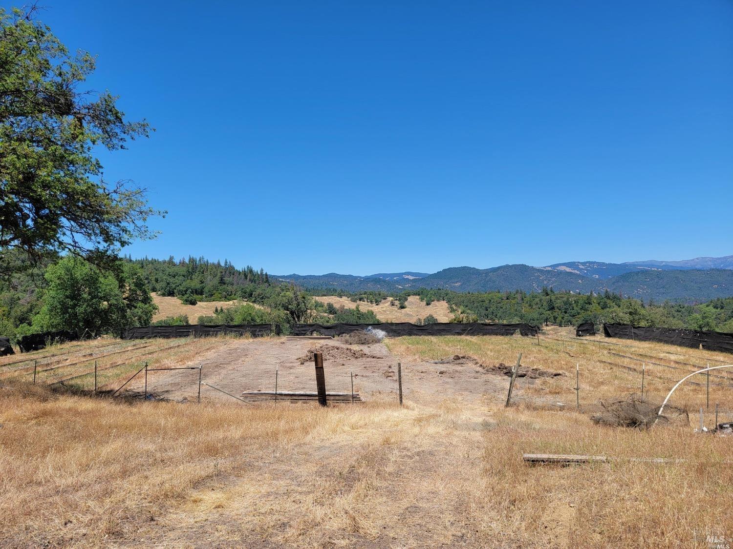 Detail Gallery Image 7 of 14 For 22551 Rifle Range Rd, Covelo,  CA 95428 - – Beds | – Baths