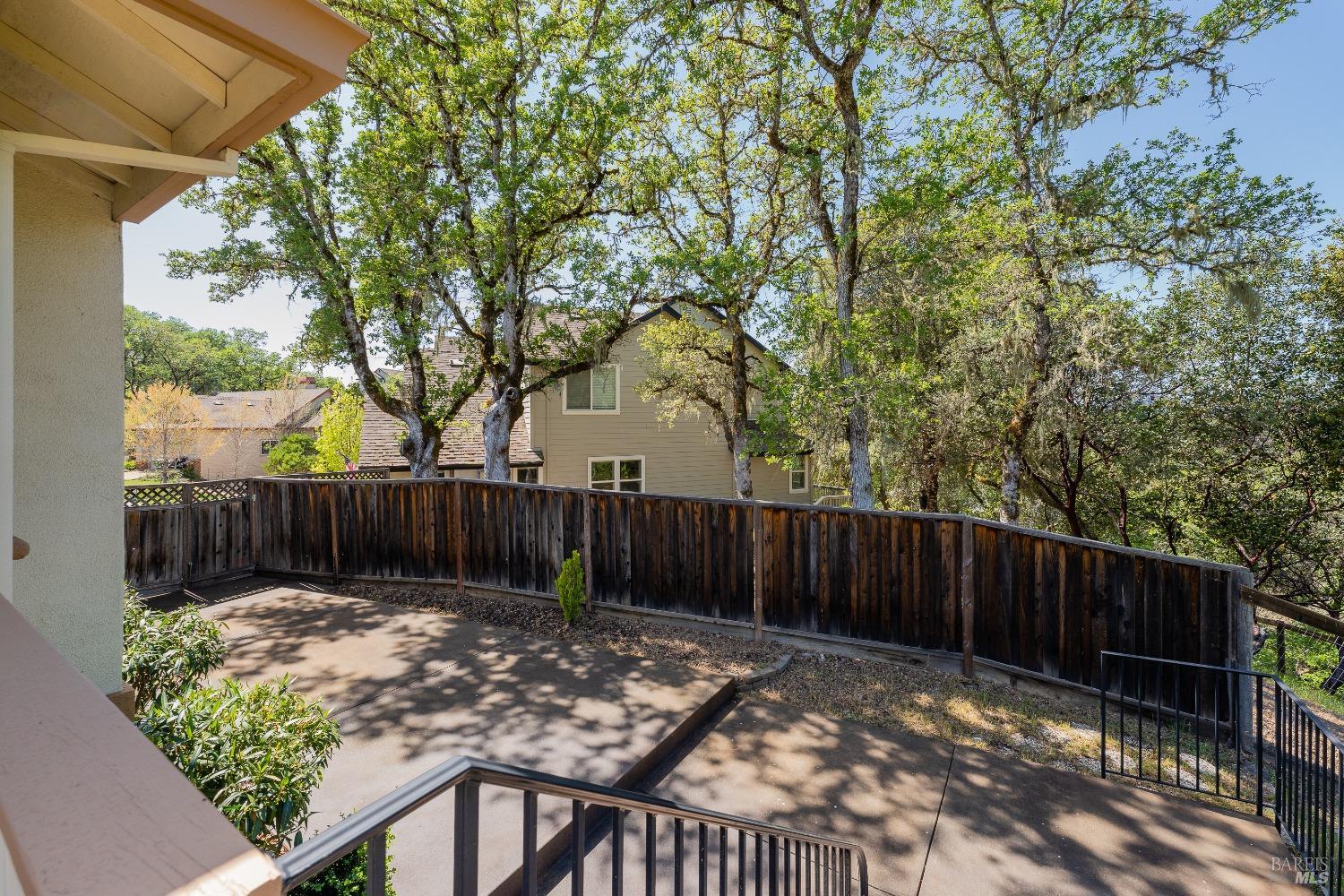 Detail Gallery Image 24 of 31 For 2529 Bartlett Ct, Ukiah,  CA 95482 - 3 Beds | 2 Baths