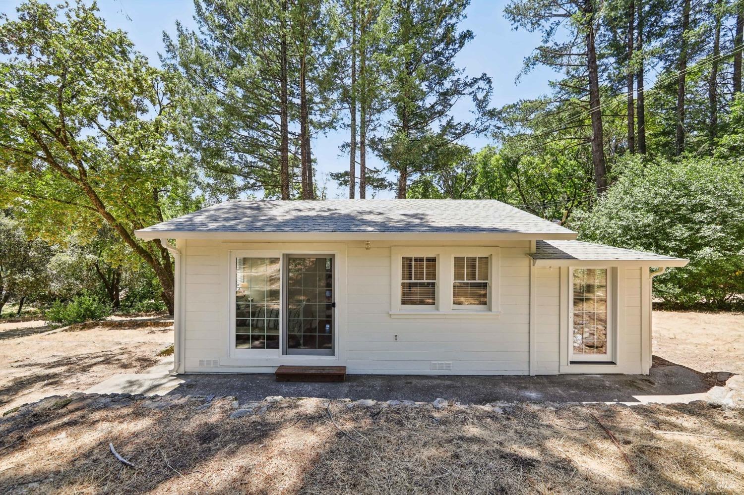 Detail Gallery Image 34 of 56 For 4601 Lake County Hwy, Calistoga,  CA 94515 - 2 Beds | 1 Baths