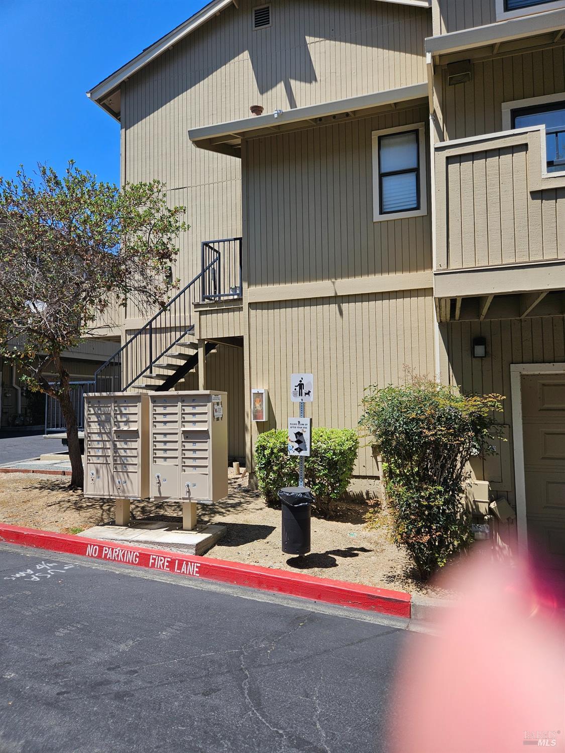 Detail Gallery Image 3 of 10 For 1 Frisbie St #207,  Vallejo,  CA 94590 - 2 Beds | 1/1 Baths