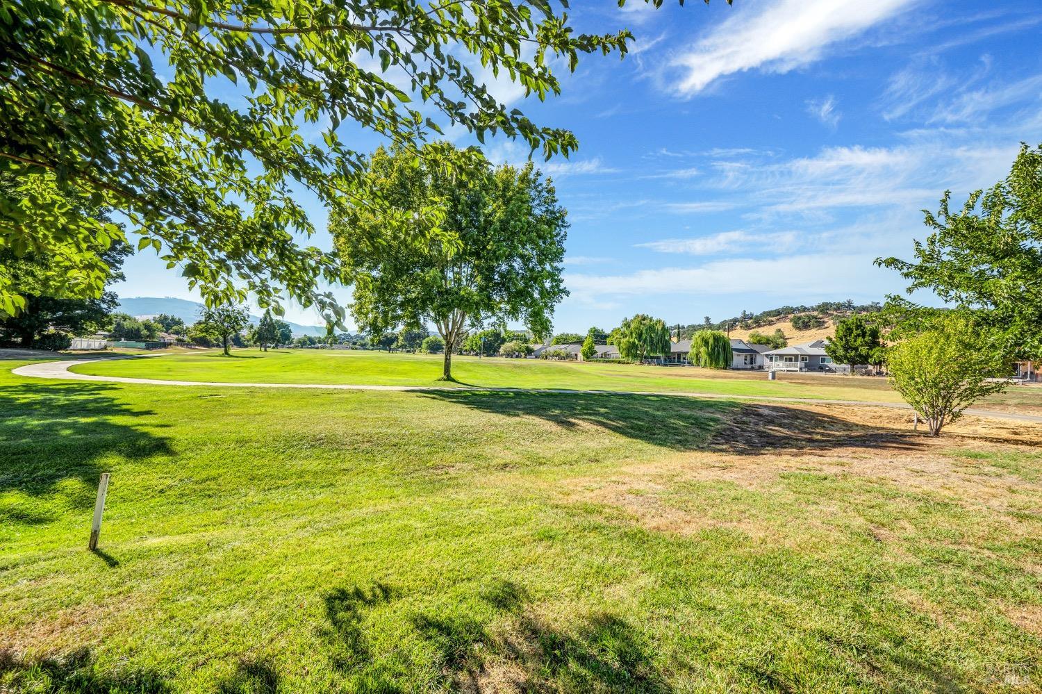 Detail Gallery Image 27 of 33 For 17965 Bunker Rd, Hidden Valley Lake,  CA 95467 - 3 Beds | 2 Baths