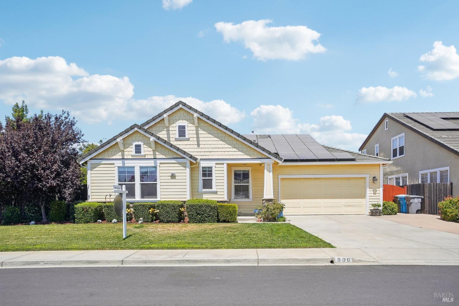 Detail Gallery Image 1 of 1 For 800 Purple Sage Dr, Vacaville,  CA 95687 - 4 Beds | 3 Baths