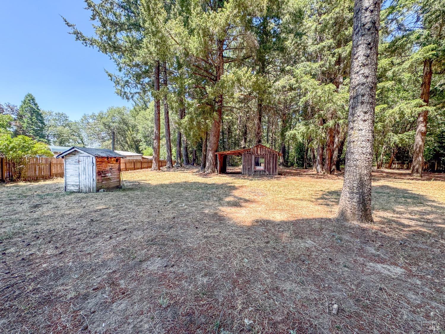 Detail Gallery Image 18 of 20 For 1440 Branscomb Rd, Laytonville,  CA 95454 - 2 Beds | 1 Baths