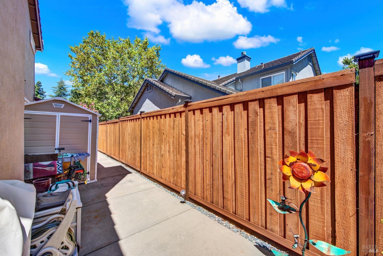 Detail Gallery Image 85 of 87 For 413 Crownpointe Cir, Vacaville,  CA 95687 - 5 Beds | 3 Baths