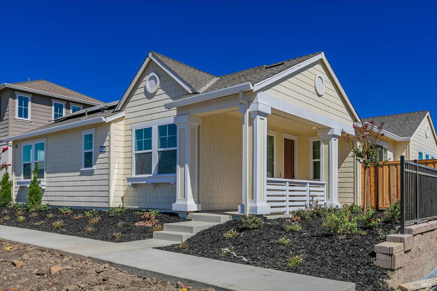 Detail Gallery Image 1 of 1 For 227 Manatee St, Suisun City,  CA 94585 - 3 Beds | 2/1 Baths