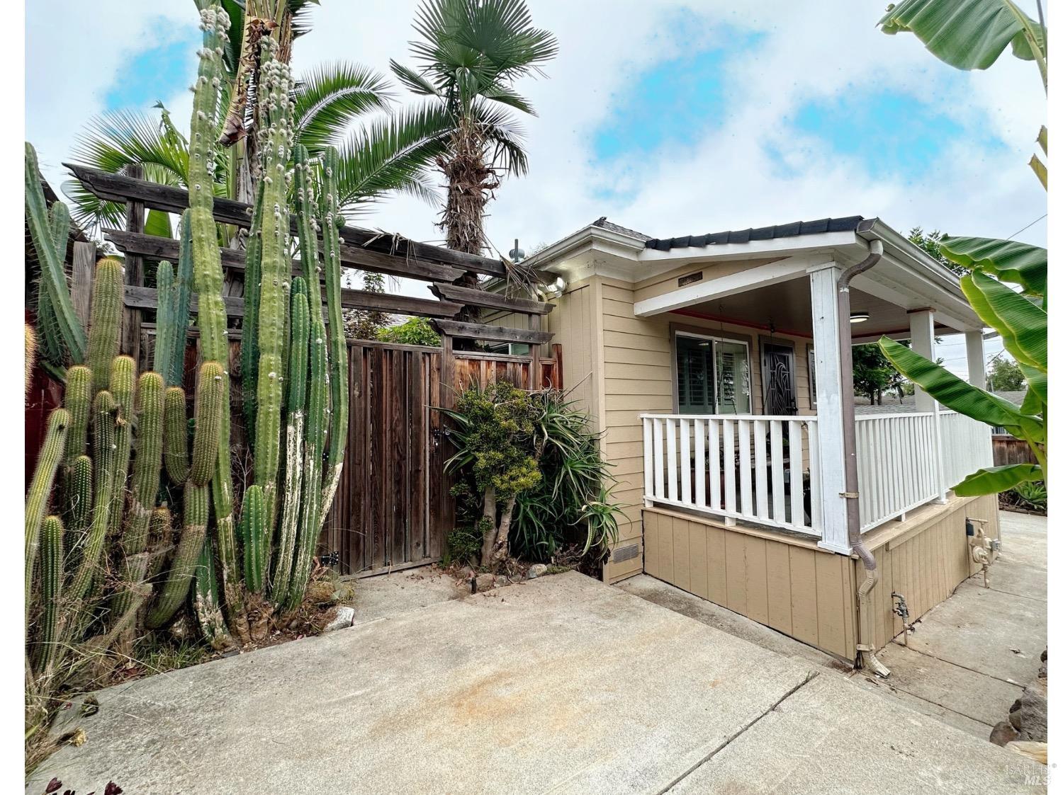 Hichborn Street, Vallejo, California image 3